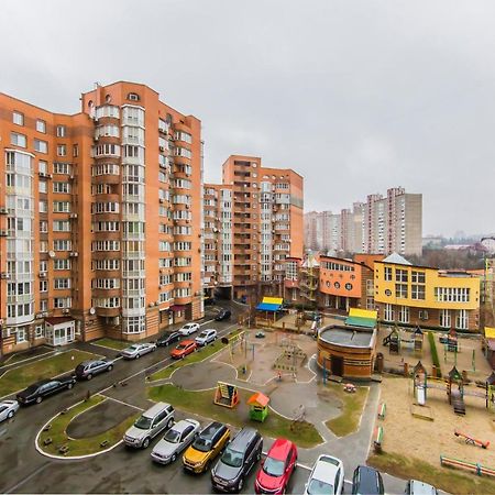 Комфортная Двухкомнатная Квартира Возле Метро Академгородок Kyiv Exterior photo